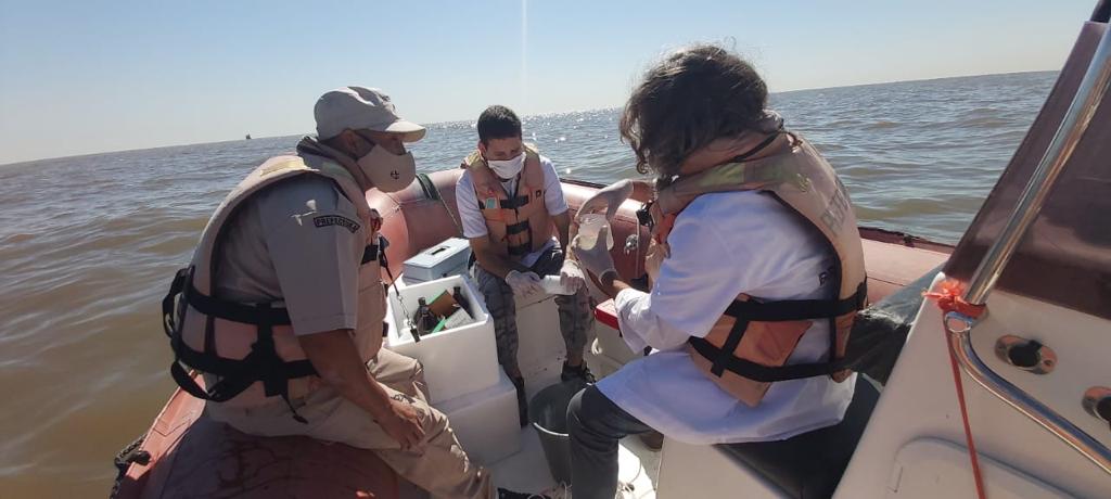  EL MUNICIPIO DE QUILMES TOMÓ MUESTRAS DE AGUA DEL RÍO DE LA PLATA