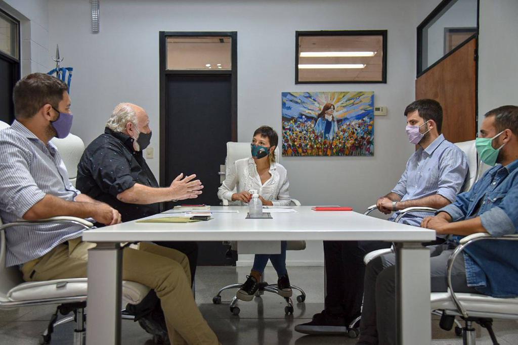 MAYRA Y EL DOCTOR ROMERO FIRMARON UN ACTA ACUERDO