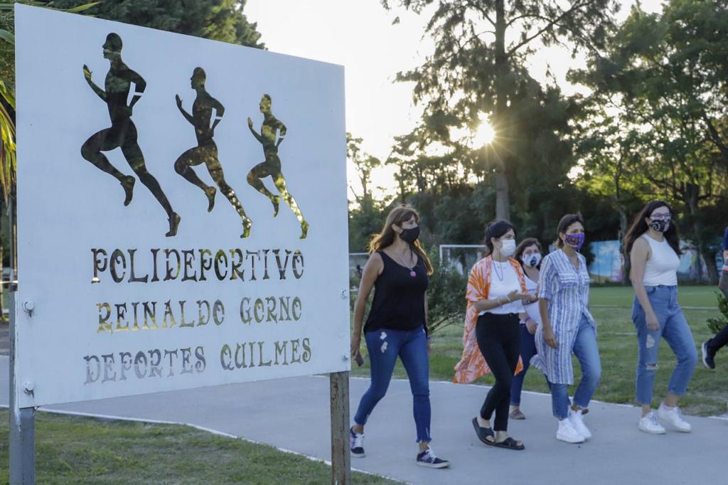 MAYRA ENCABEZÓ LA JORNADA “MUJER Y DEPORTE” EN EL POLIDEPORTIVO MUNICIPAL