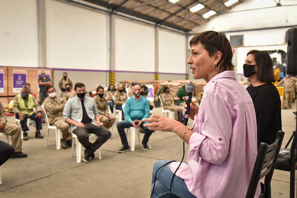  ENTREGARON NUEVAS HERRAMIENTAS A LOS INTEGRANTES DE POTENCIAR TRABAJO