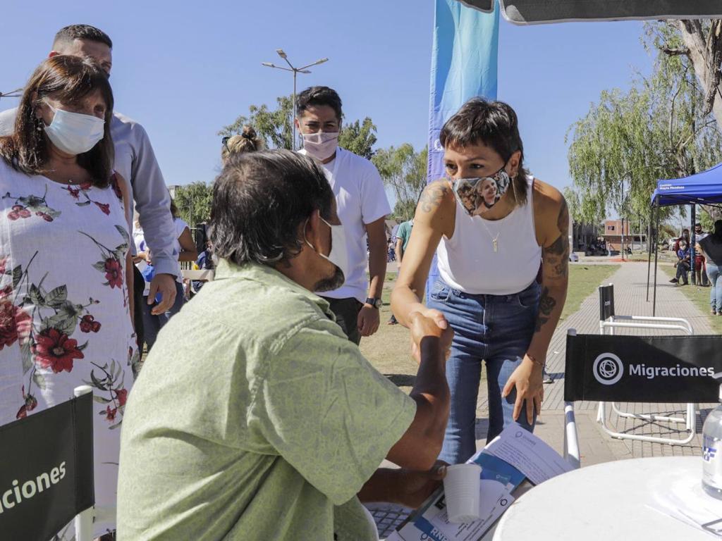 MAYRA RECIBIÓ A  TERESA GARCÍA Y SUPERVISARON UN OPERATIVO DE DOCUMENTACIÓN