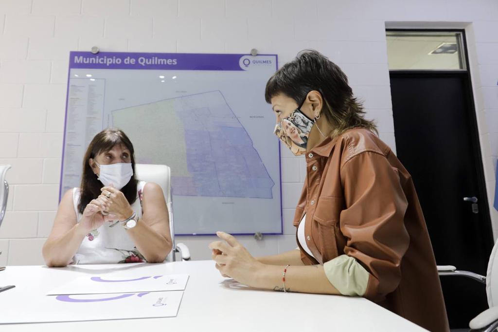 MAYRA RECIBIÓ A  TERESA GARCÍA Y SUPERVISARON UN OPERATIVO DE DOCUMENTACIÓN