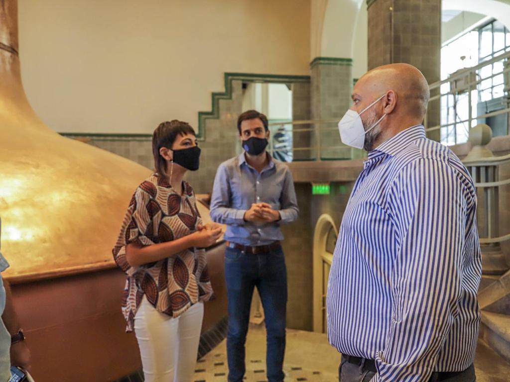MAYRA SE REUNIÓ CON AUTORIDADES DE CERVECERÍA Y MALTERÍA QUILMES