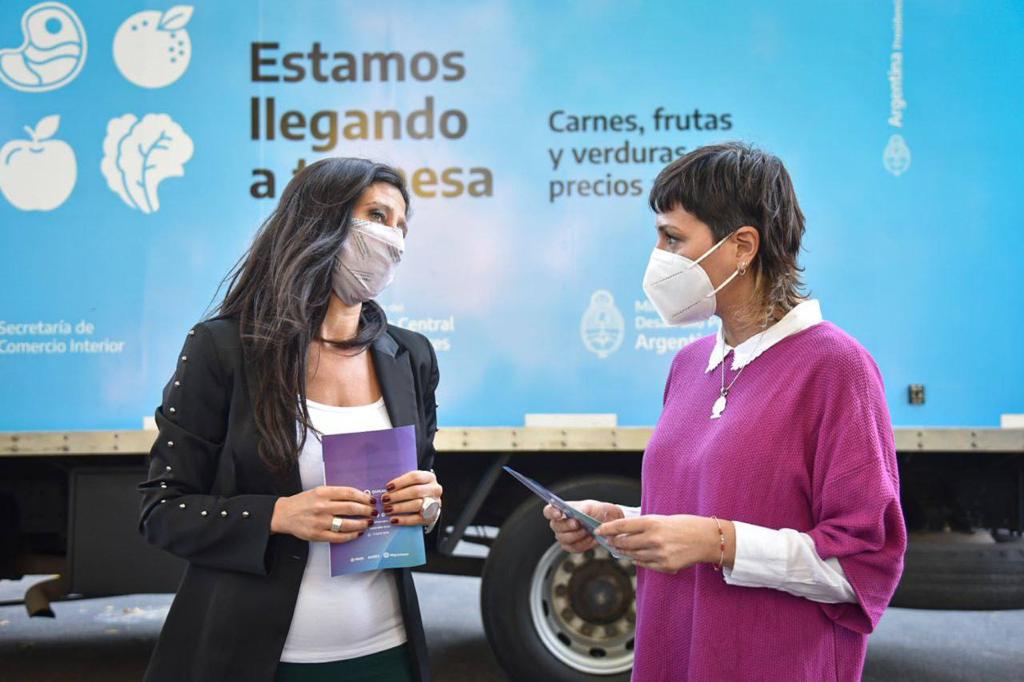 MAYRA MENDOZA Y RAQUEL ESPAÑOL PRESENTARON “MERCADO FEDERAL AMBULANTE"