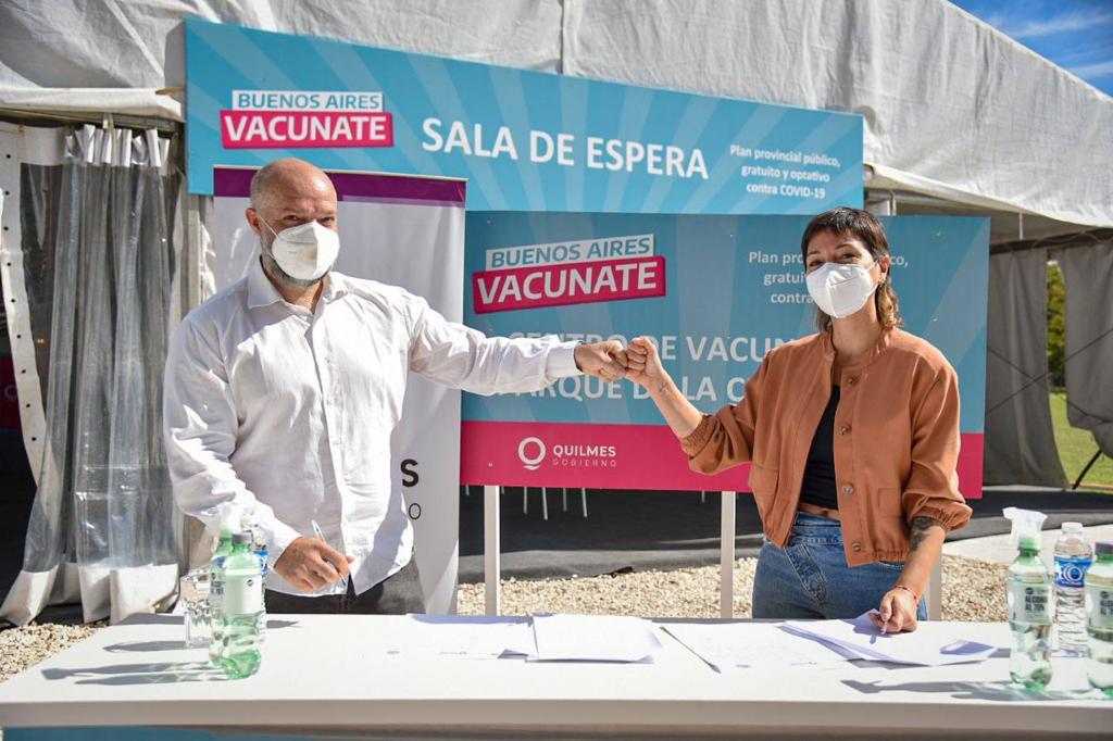 MAYRA SUPERVISÓ EL NUEVO CENTRO DE VACUNACIÓN DEL PARQUE DE LA CERVECERÍA