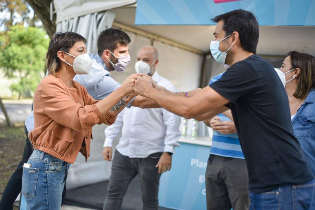 MAYRA SUPERVISÓ EL NUEVO CENTRO DE VACUNACIÓN DEL PARQUE DE LA CERVECERÍA