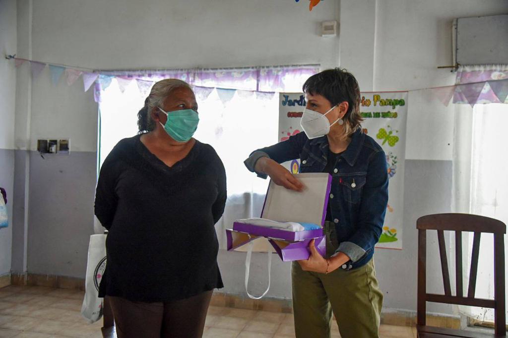 MAYRA SE REUNIÓN CON DIRECTIVOS DE LOS JARDINES COMUNITARIOS DE VILLA ITATÍ