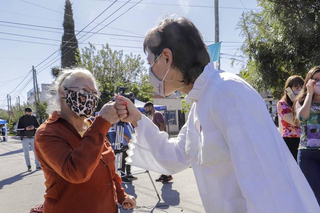 MAYRA Y ESPAÑOL RECORRIERON EL MFA EN EZPELETA Y FIRMARON UN CONVENIO