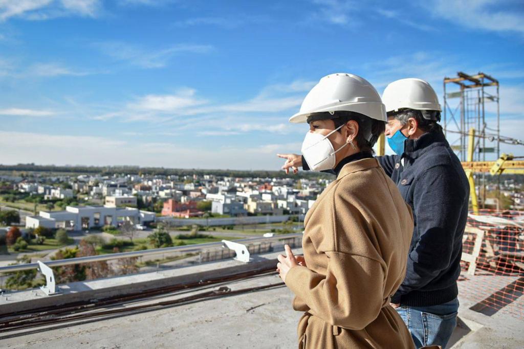 MAYRA RECORRIÓ LAS OBRAS DEL EMPRENDIMIENTO PRIVADO “NUEVO QUILMES PLAZA”