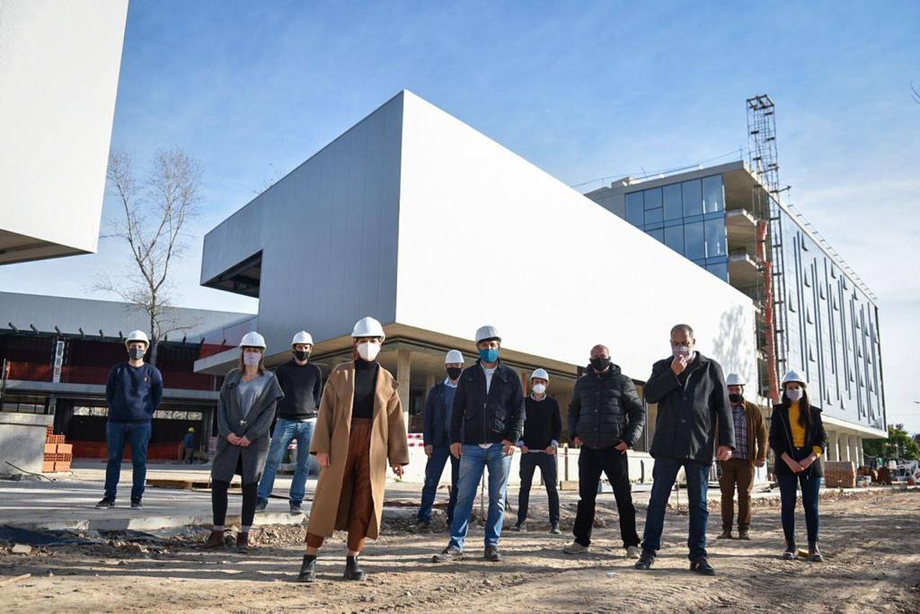MAYRA RECORRIÓ LAS OBRAS DEL EMPRENDIMIENTO PRIVADO “NUEVO QUILMES PLAZA”