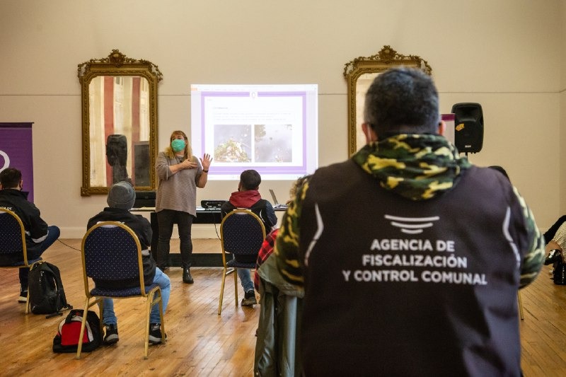 CAPACITAN A 18 AGENTES QUE INTEGRARÁN EL CUERPO ÚNICO DE INSPECTORES