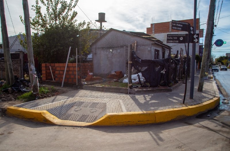 AVANZAN LAS OBRAS DE REACONDICIONAMIENTO EN EL BARRIO IAPI