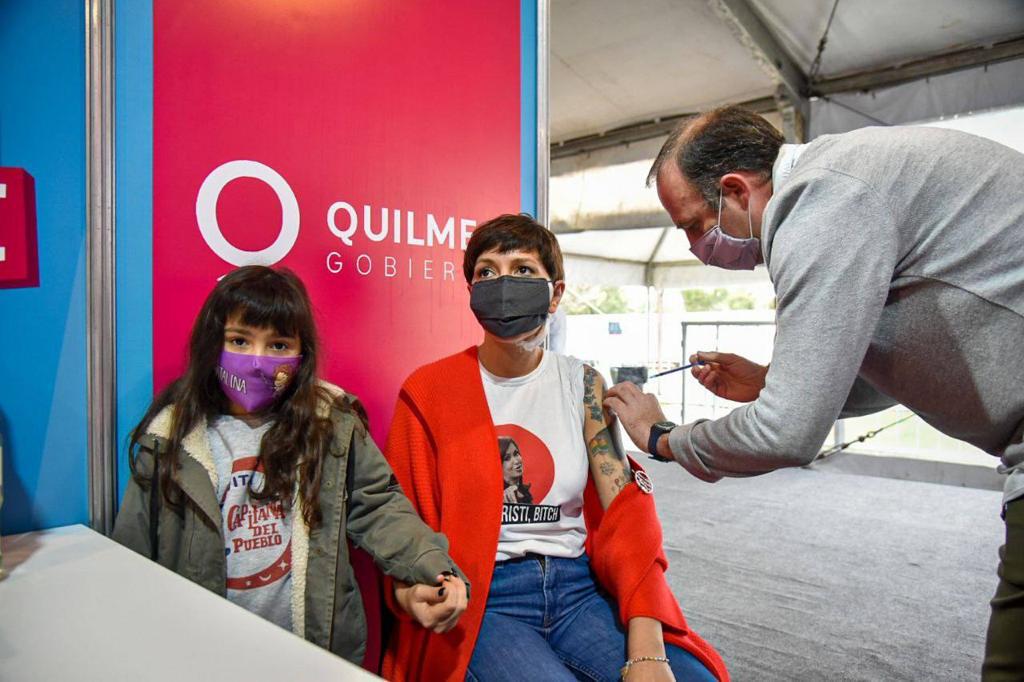  MAYRA RECIBIÓ HOY LA PRIMERA DOSIS DE LA VACUNA CONTRA EL COVID 19