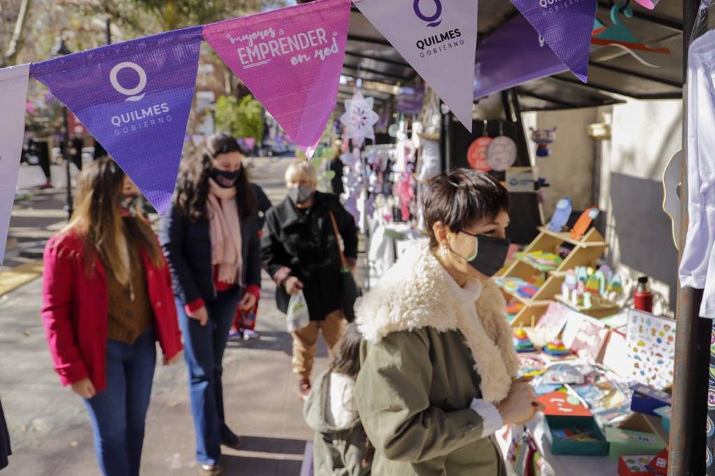 MAYRA RECORRIÓ LA TERCERA EDICIÓN DE LA FERIA “MUJERES A EMPRENDER EN RED”