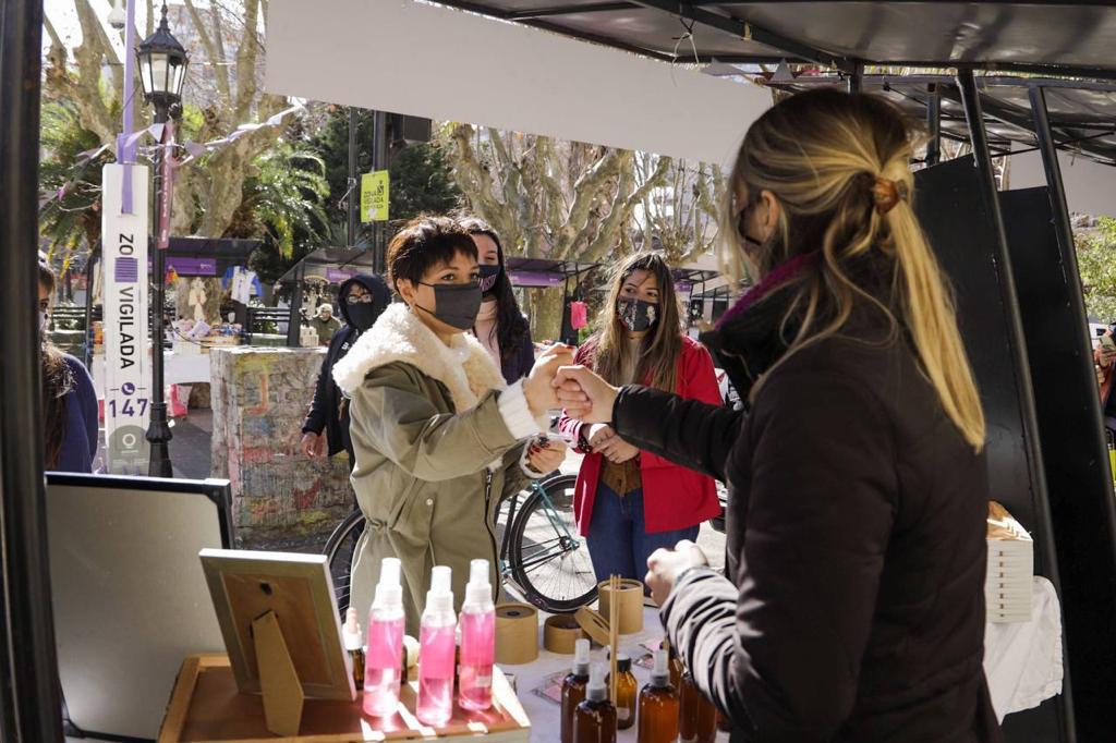 MAYRA RECORRIÓ LA TERCERA EDICIÓN DE LA FERIA “MUJERES A EMPRENDER EN RED”
