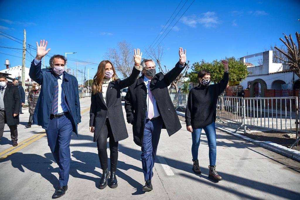 MAYRA Y EL PRESIDENTE INAUGURARON LA OBRA DE LA AVENIDA SANTA FE