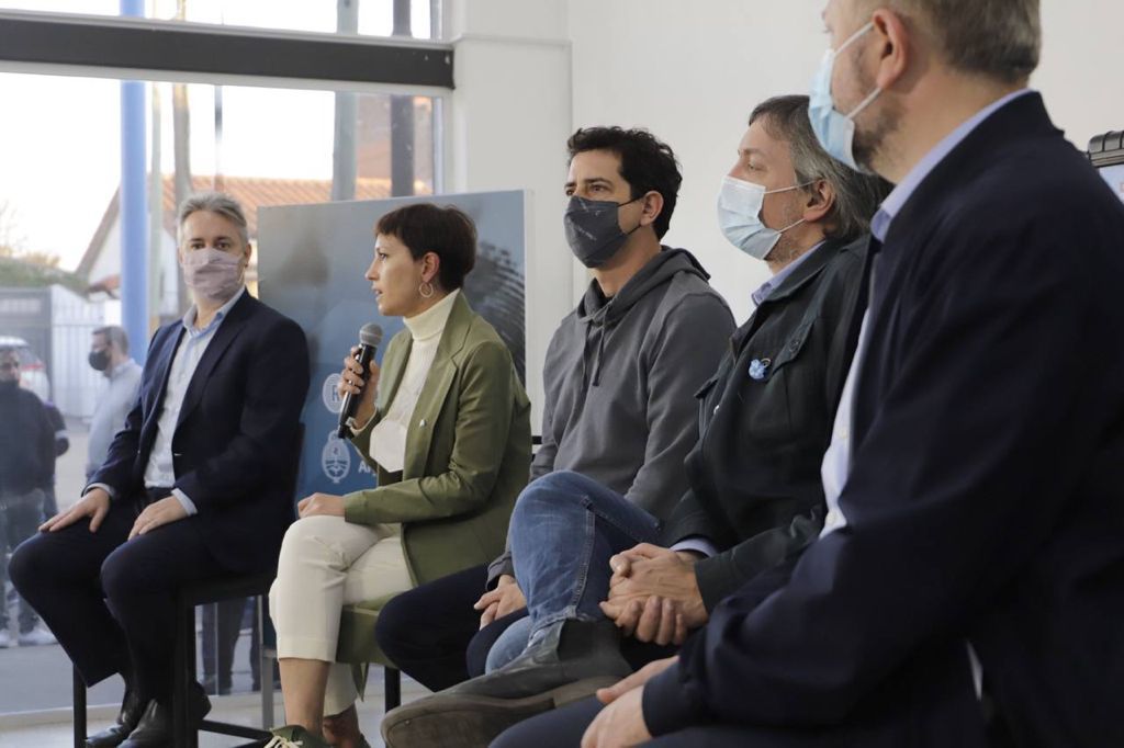 INAUGURACIÓN DEL NUEVO CENTRO DE DOCUMENTACIÓN RÁPIDA DE QUILMES