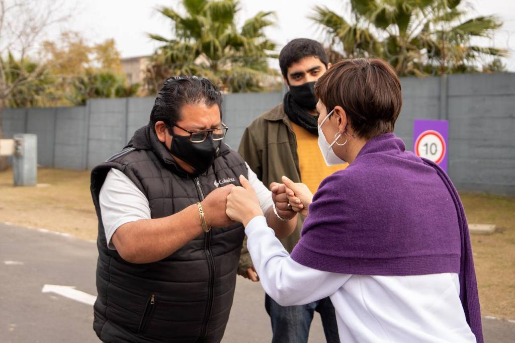 MAYRA RECORRIÓ LA JORNADA CONSULAR INTEGRAL DE BOLIVIA EN QUILMES