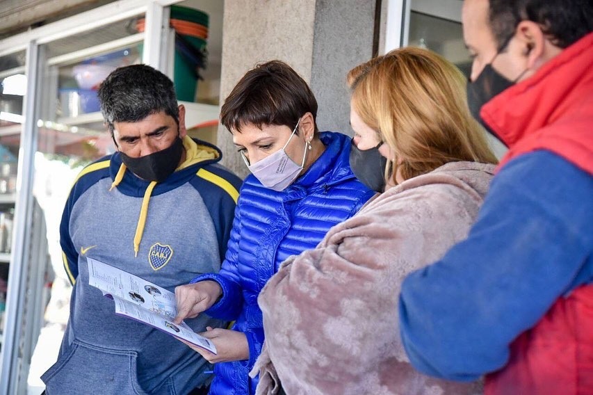 MAYRA RECORRIÓ LA OBRA DE REPAVIMENTACIÓN Y PUESTA EN VALOR DE AV. LA PLATA