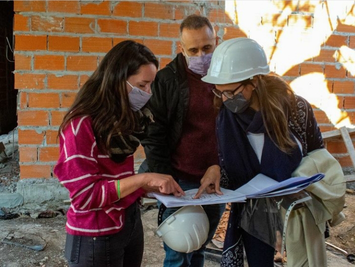 OBRA EN EL CENTRO ISABEL PALLAMAY: FUNCIONARIOS SUPERVISARON LAS TAREAS