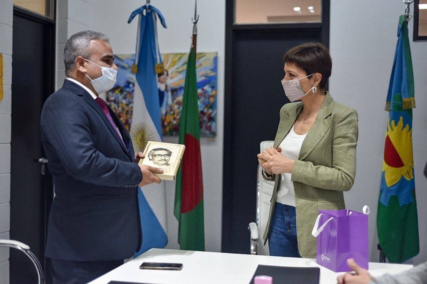 MAYRA FIRMÓ UN CONVENIO CON LA CÁMARA DE COMERCIO ARGENTINA-BANGLADESH