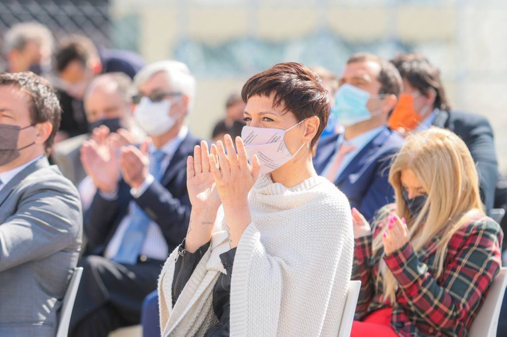MAYRA ACOMPAÑÓ AL PRESIDENTE EN UNA VISITA AL PARQUE INDUSTRIAL HUDSON