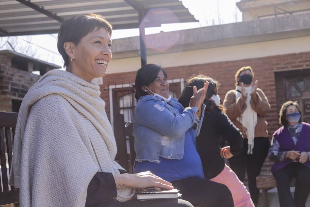 MAYRA ENCABEZÓ UN ENCUENTRO CON VECINOS Y VECINAS DE SOLANO