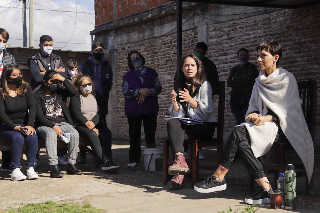 MAYRA ENCABEZÓ UN ENCUENTRO CON VECINOS Y VECINAS DE SOLANO
