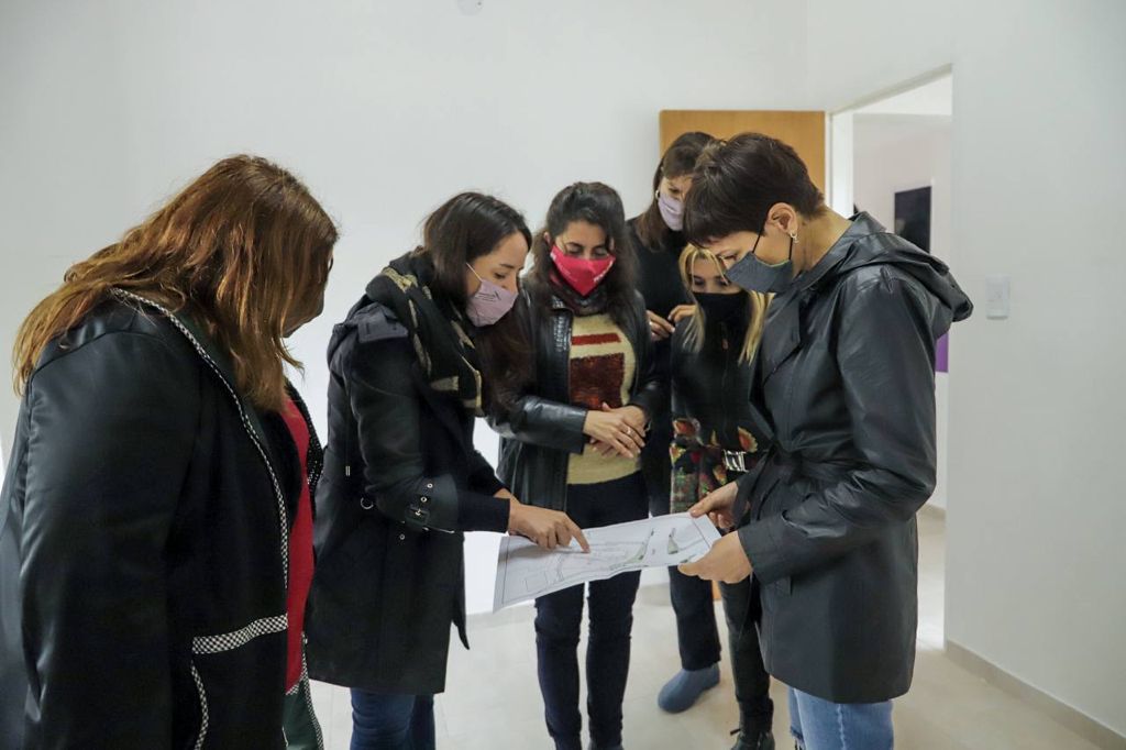 MAYRA RECORRIÓ LA OBRA DE AMPLIACIÓN DEL CIC MONTE MATADERO