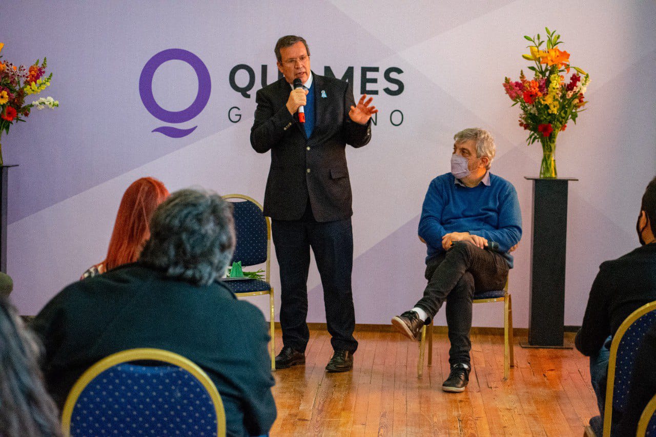  SE PRESENTÓ EN QUILMES EL PROGRAMA ARGENTINA FLORECE TEATRAL