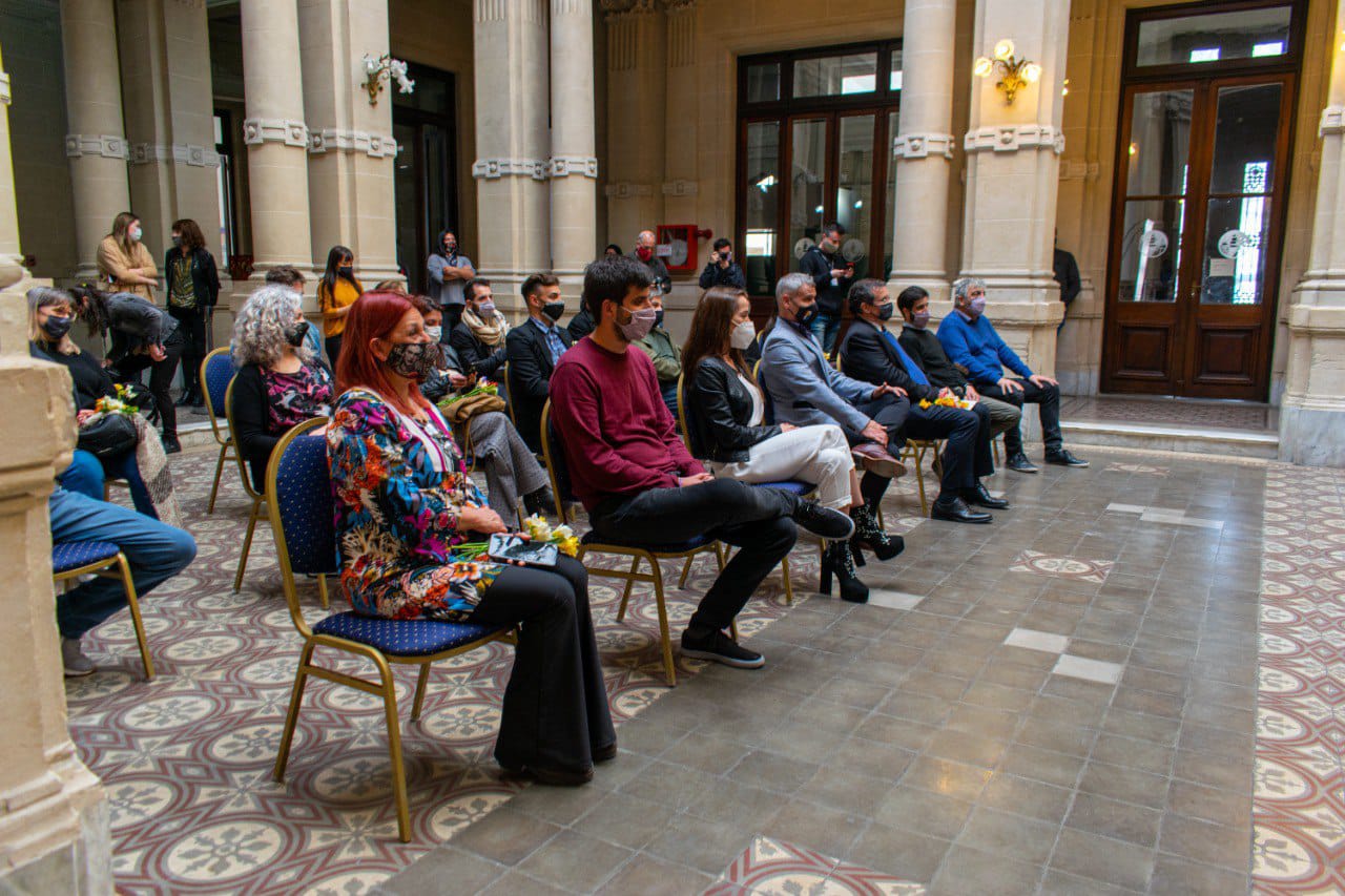  SE PRESENTÓ EN QUILMES EL PROGRAMA ARGENTINA FLORECE TEATRAL