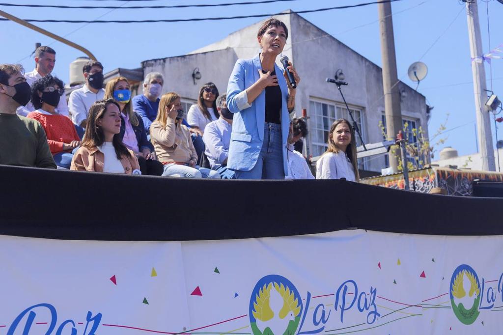 MAYRA PARTICIPÓ DE LOS FESTEJOS POR EL 70° ANIVERSARIO DEL BARRIO LA PAZ