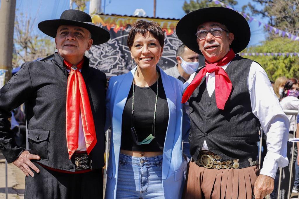 MAYRA PARTICIPÓ DE LOS FESTEJOS POR EL 70° ANIVERSARIO DEL BARRIO LA PAZ