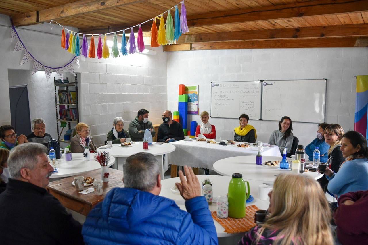 MAYRA VISITÓ EL CJYP “VILLA LUJÁN” Y DIALOGÓ CON SUS INTEGRANTES