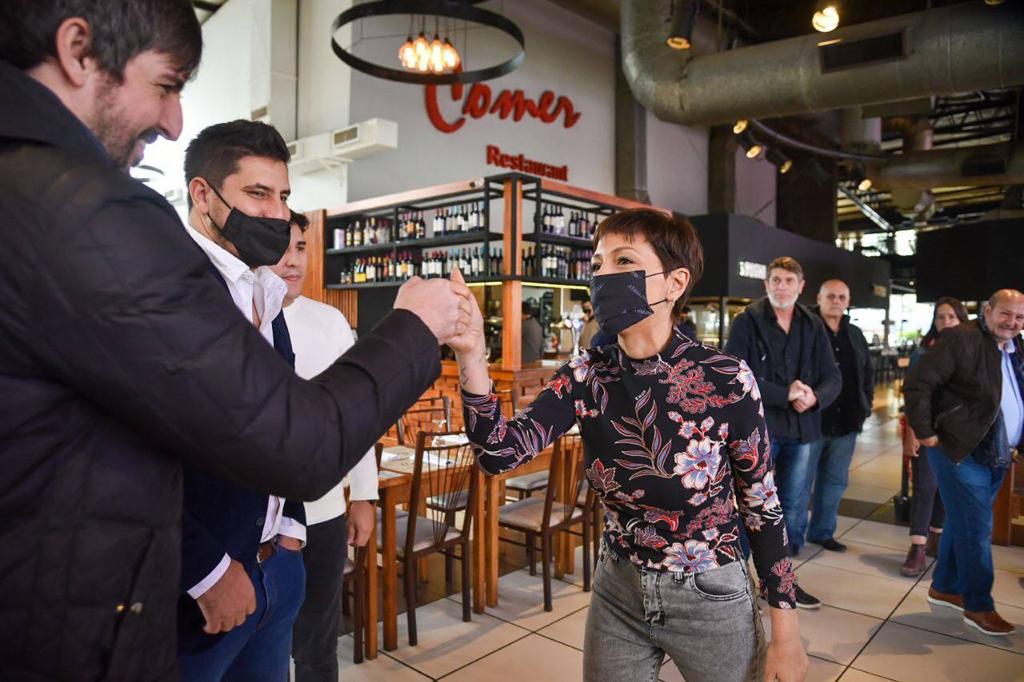 COMERCIANTES CON MAYRA: “LO MEJOR ESTÁ POR VENIR”