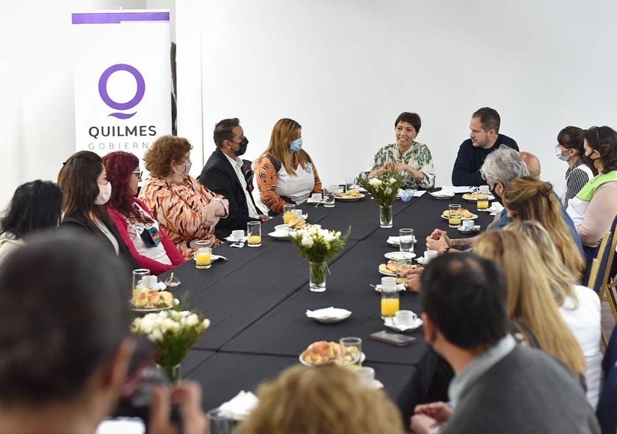 MAYRA CON DIRECTORES Y DIRECTORAS: “LA ESCUELA ES UN ESPACIO DE INCLUSIÓN"