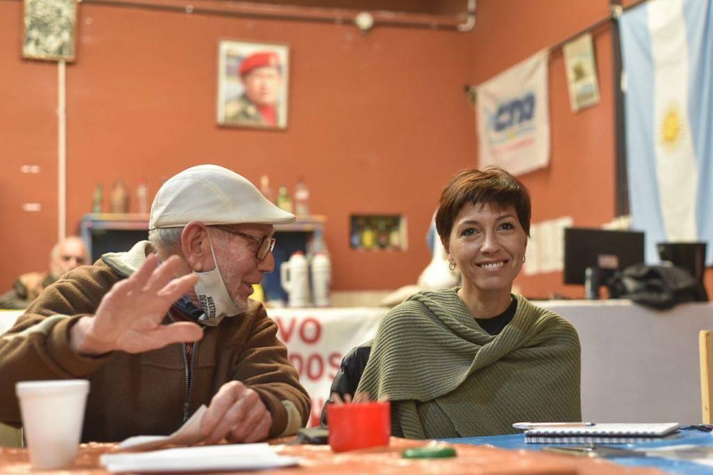 MAYRA EN EL CENTRO DE JUBILADOS Y PENSIONADOS COLECTIVO NUESTROS DERECHOS