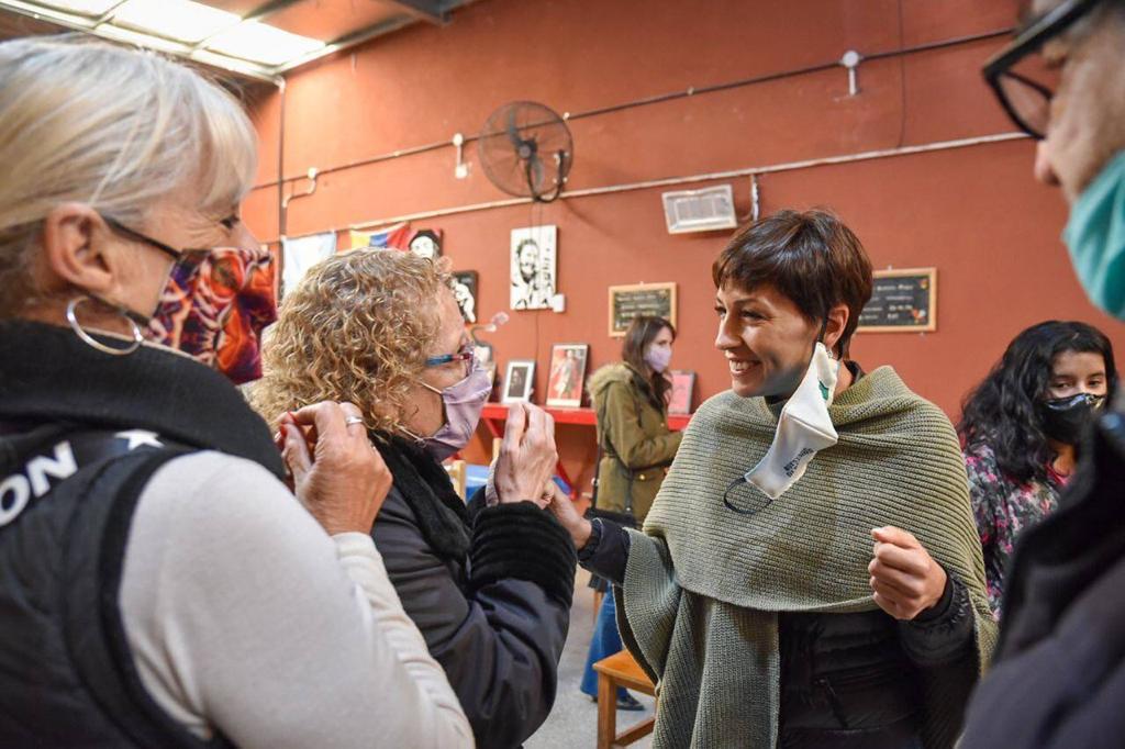 MAYRA EN EL CENTRO DE JUBILADOS Y PENSIONADOS COLECTIVO NUESTROS DERECHOS