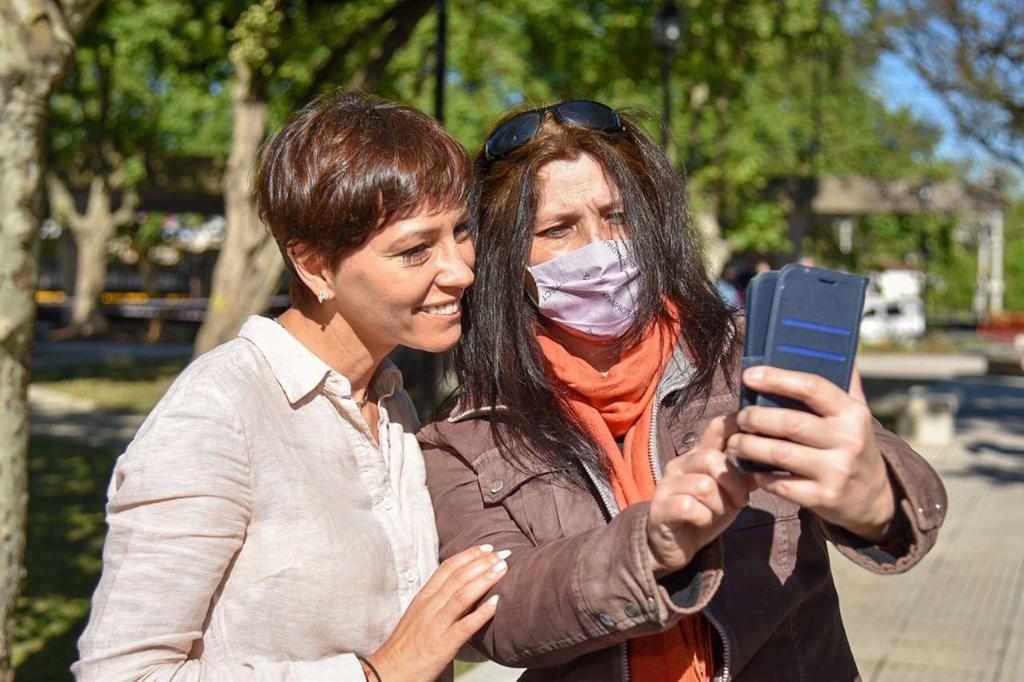 MAYRA INAUGURÓ OBRAS A NUEVO EN LA PLAZA HIPÓLITO YRIGOYEN