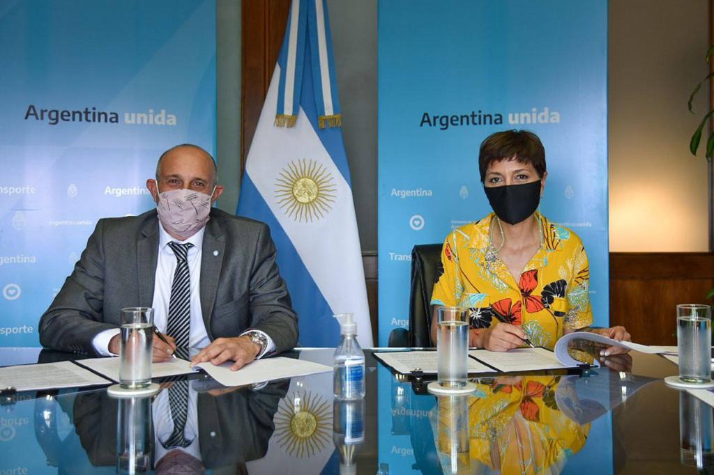 FIRMA DE CONVENIO PARA LA CONSTRUCCIÓN DE UNA RED DE CICLOVÍAS EN QUILMES