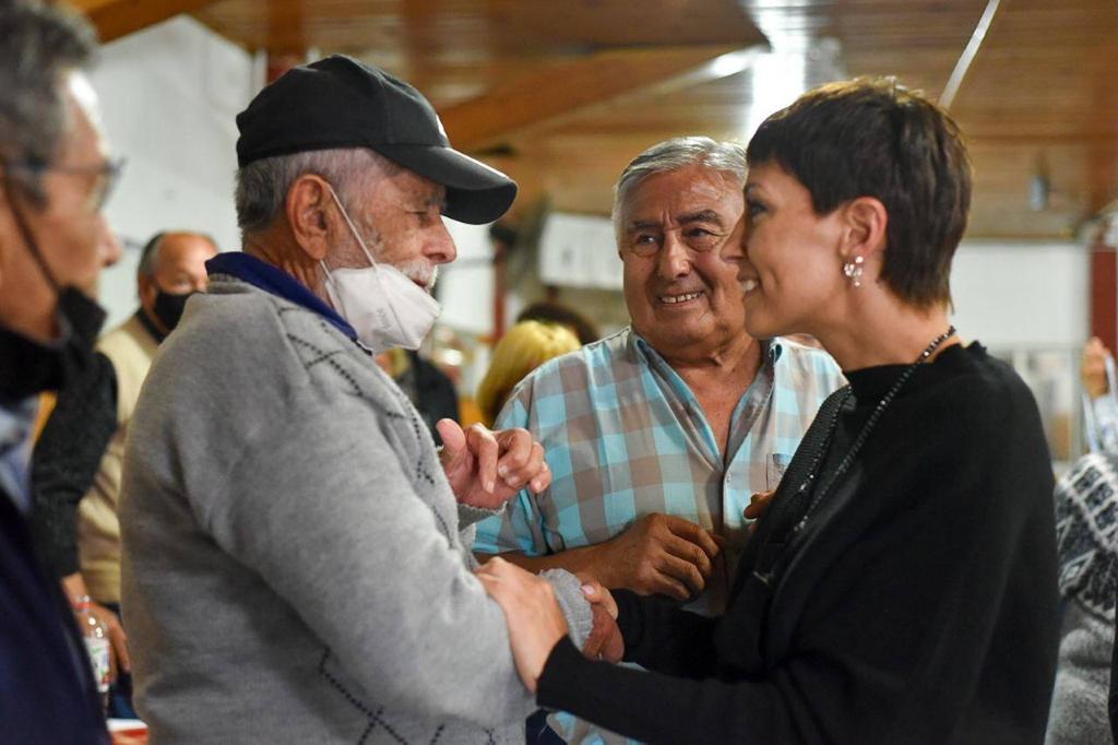  MAYRA EN SOLANO: "AVANZAMOS EN MUCHAS DEUDAS HISTÓRICAS QUE TENÍA QUILMES”