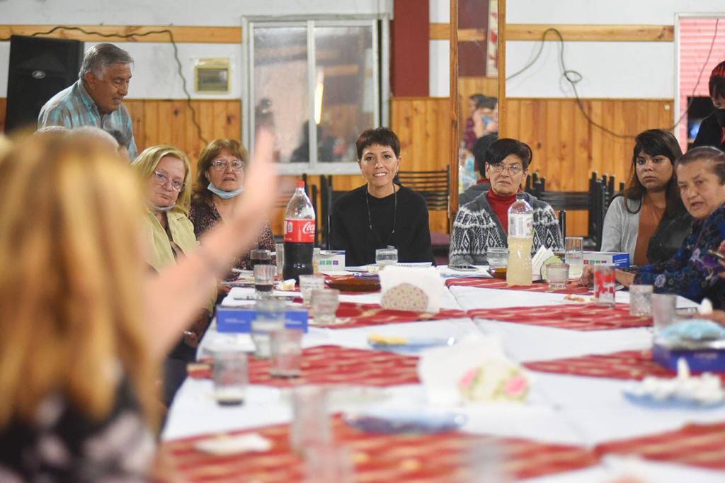  MAYRA EN SOLANO: "AVANZAMOS EN MUCHAS DEUDAS HISTÓRICAS QUE TENÍA QUILMES”