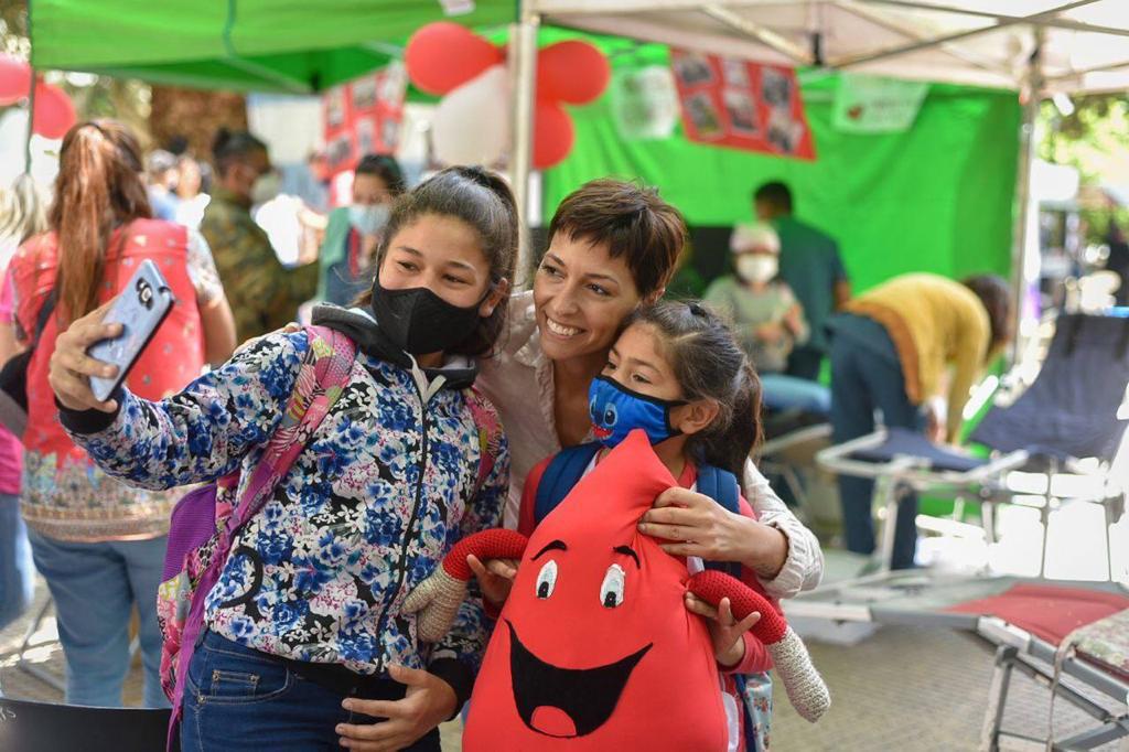  OPERATIVO DE DONACIÓN VOLUNTARIA DE SANGRE EN LA PLAZA SAN MARTÍN