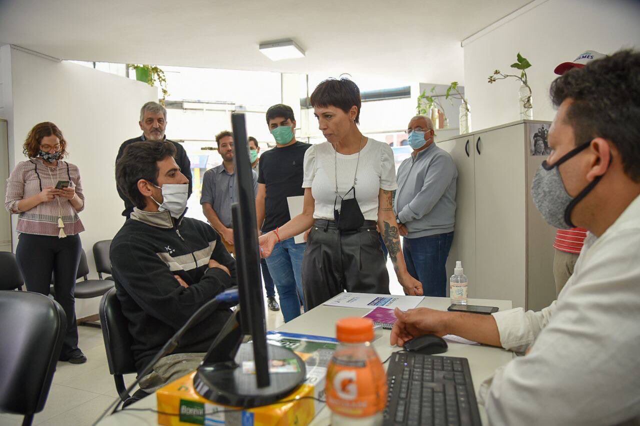 MAYRA VISITÓ EL NUEVO CENTRO MUNICIPAL DE PRODUCCIÓN Y TRABAJO