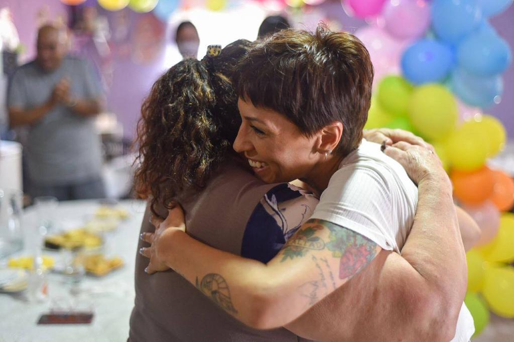MAYRA VISITÓ EL COMEDOR “EL MILAGRO DEL MONTE” QUE FESTEJÓ SUS 26 AÑOS