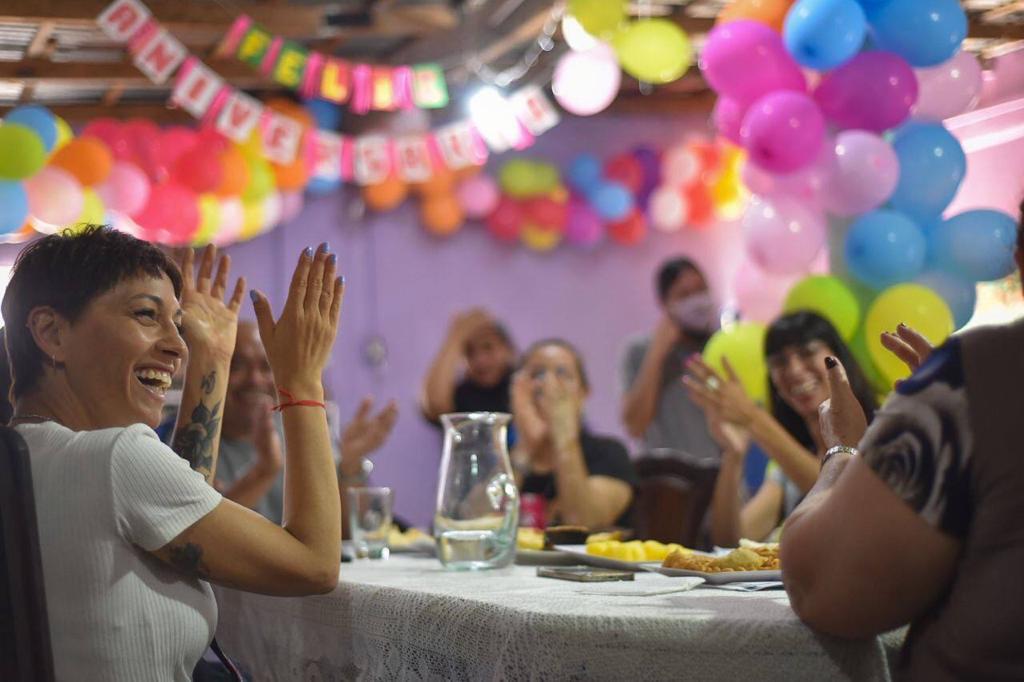 MAYRA VISITÓ EL COMEDOR “EL MILAGRO DEL MONTE” QUE FESTEJÓ SUS 26 AÑOS