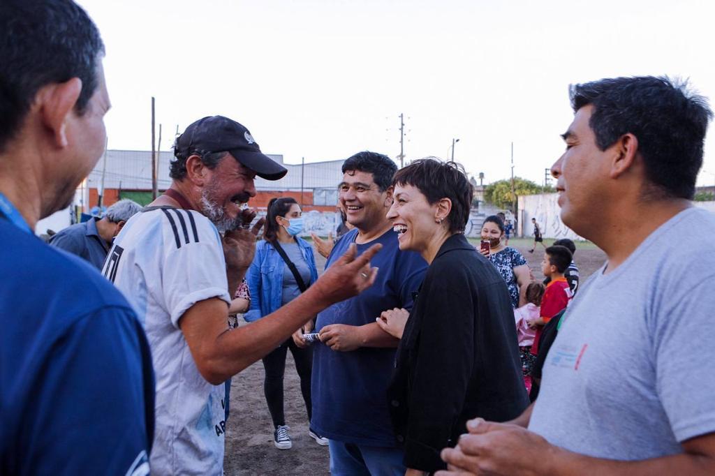 MAYRA INAUGURÓ LOS NUEVOS VESTUARIOS DE LA ASOCIACIÓN MANUEL BELGRANO