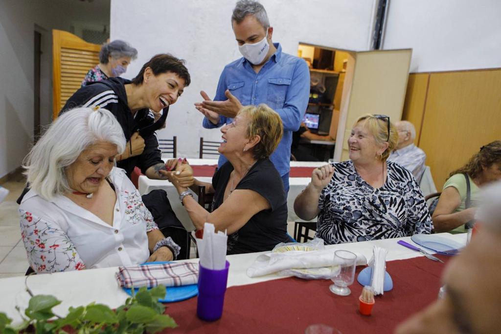  "LA VACUNA ES LO QUE HOY NOS DA LA POSIBILIDAD DE VOLVER A REENCONTRARNOS"