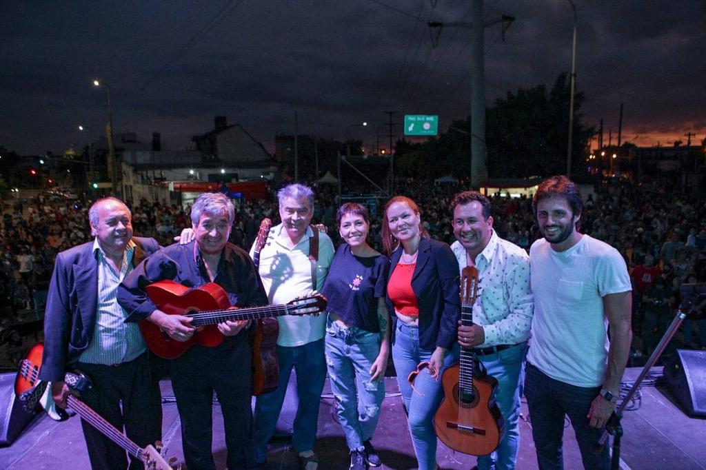 MAYRA PRESENCIÓ EL FESTIVAL DE MÚSICA POR EL 149º ANIVERSARIO DE EZPELETA