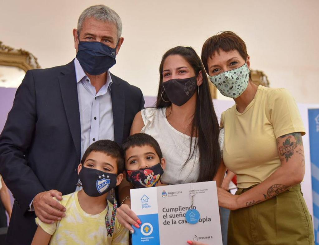  “ES DECISIÓN DE ALBERTO, CRISTINA Y AXEL QUE TENGAMOS UN ESTADO PRESENTE